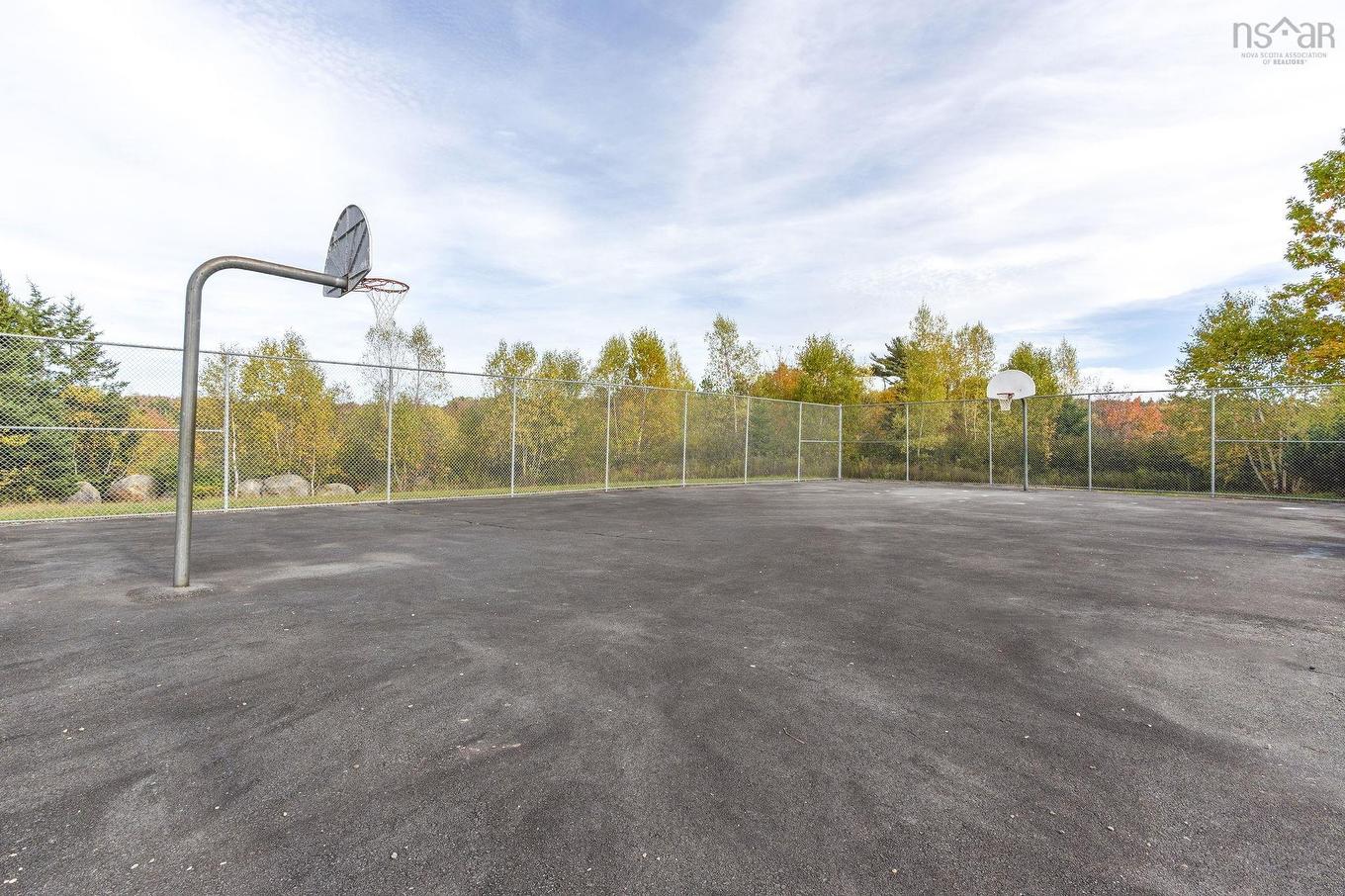 1 Bumpy Lane, Lake Echo, NS