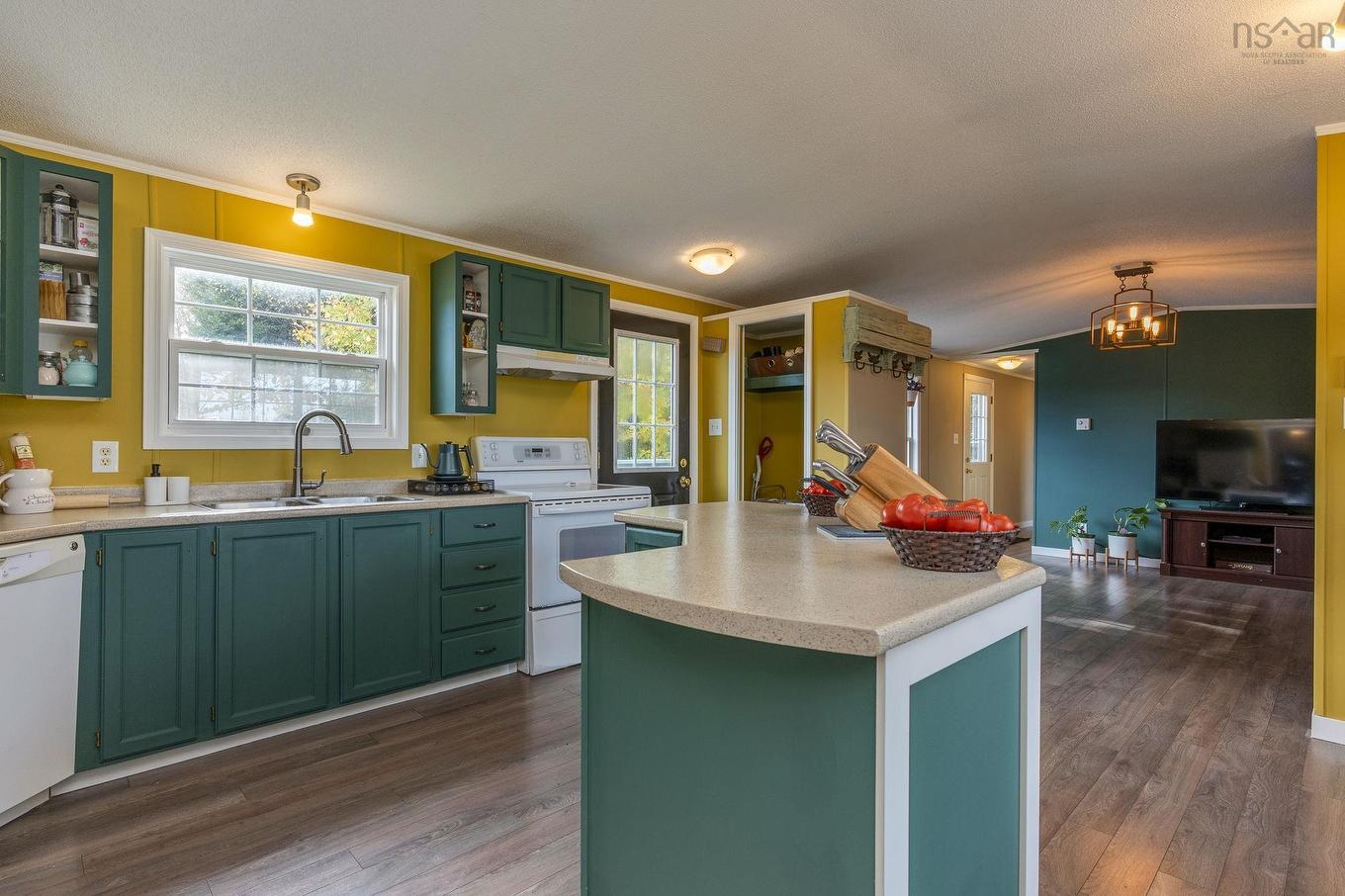 1 Bumpy Lane, Lake Echo, NS