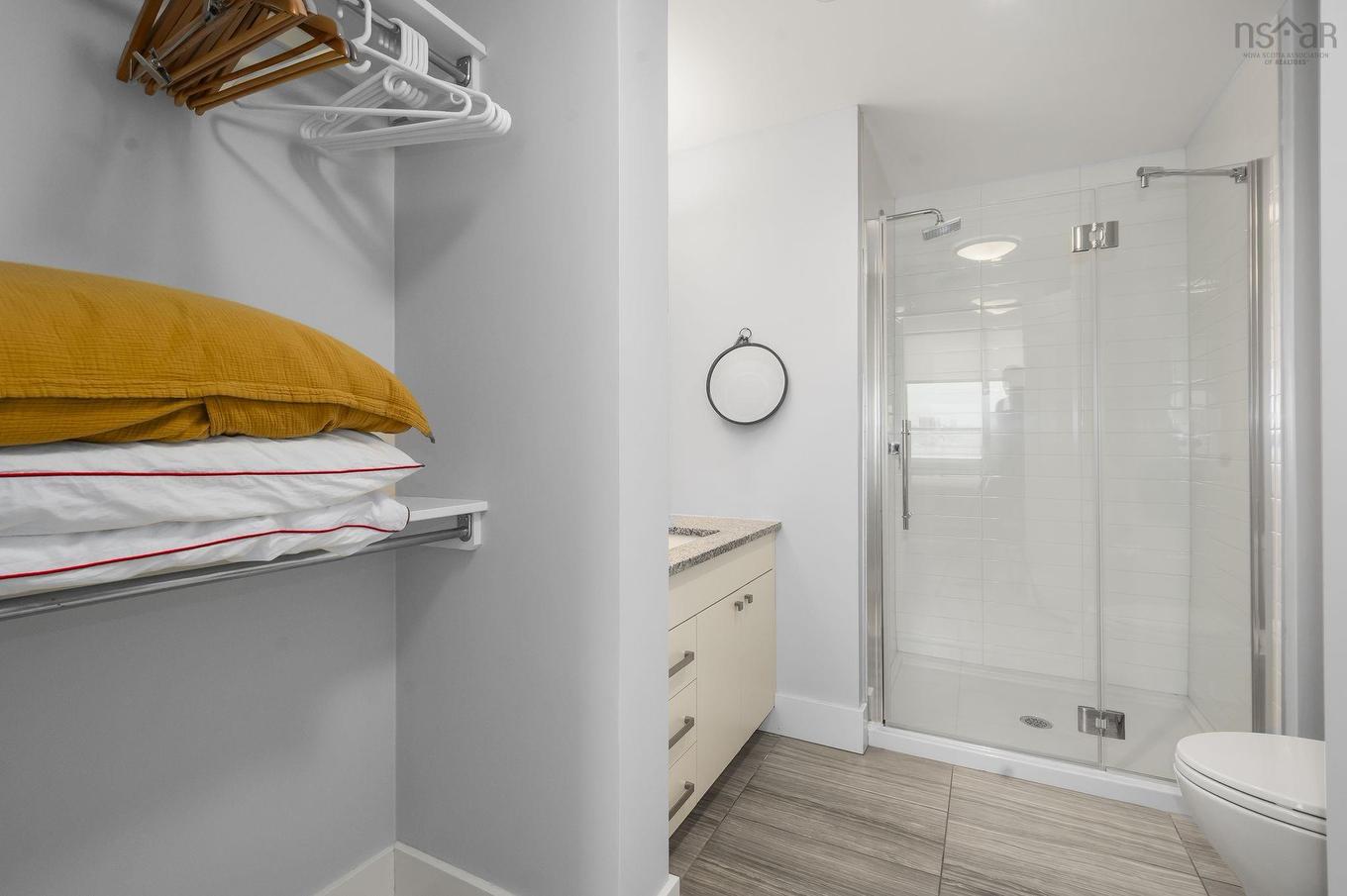 405 67 Kings Wharf, Dartmouth, NS