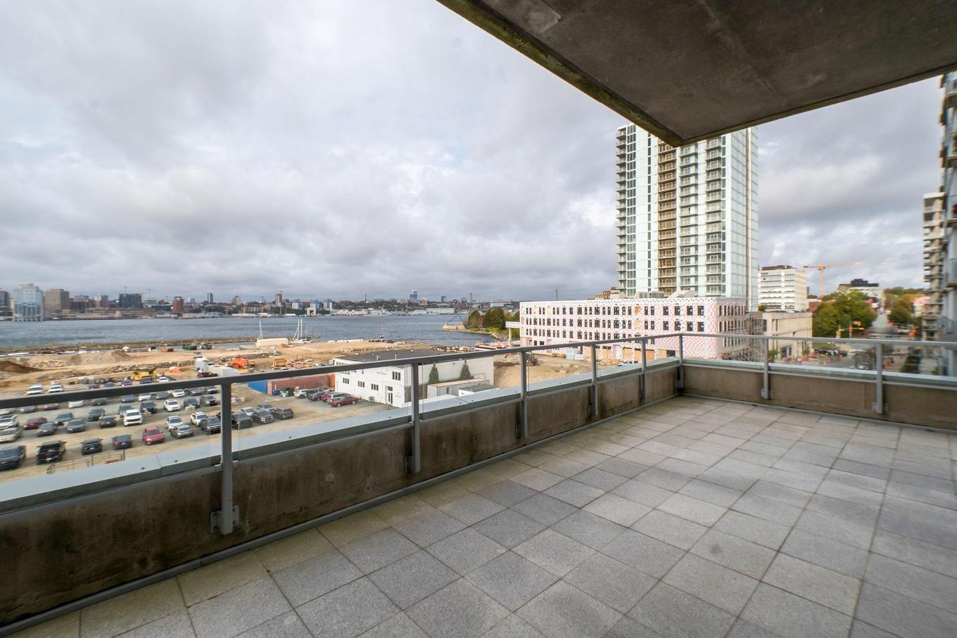 405 67 Kings Wharf, Dartmouth, NS