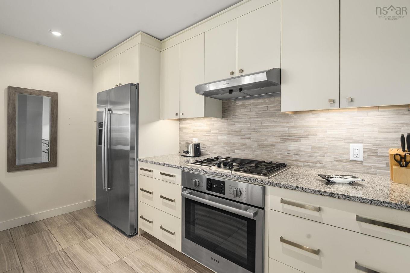 405 67 Kings Wharf, Dartmouth, NS