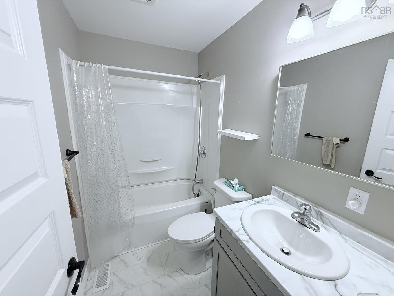 84 Roosevelt Avenue, Truro, NS