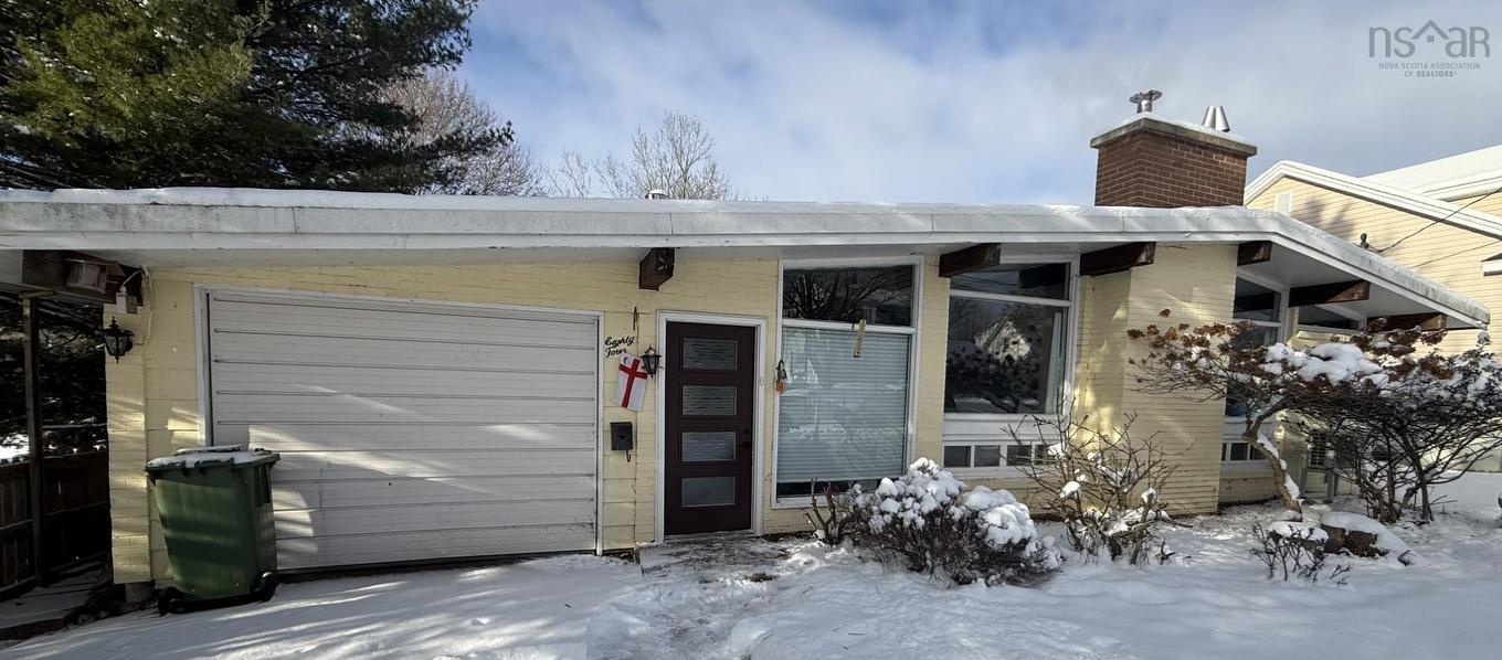 84 Roosevelt Avenue, Truro, NS