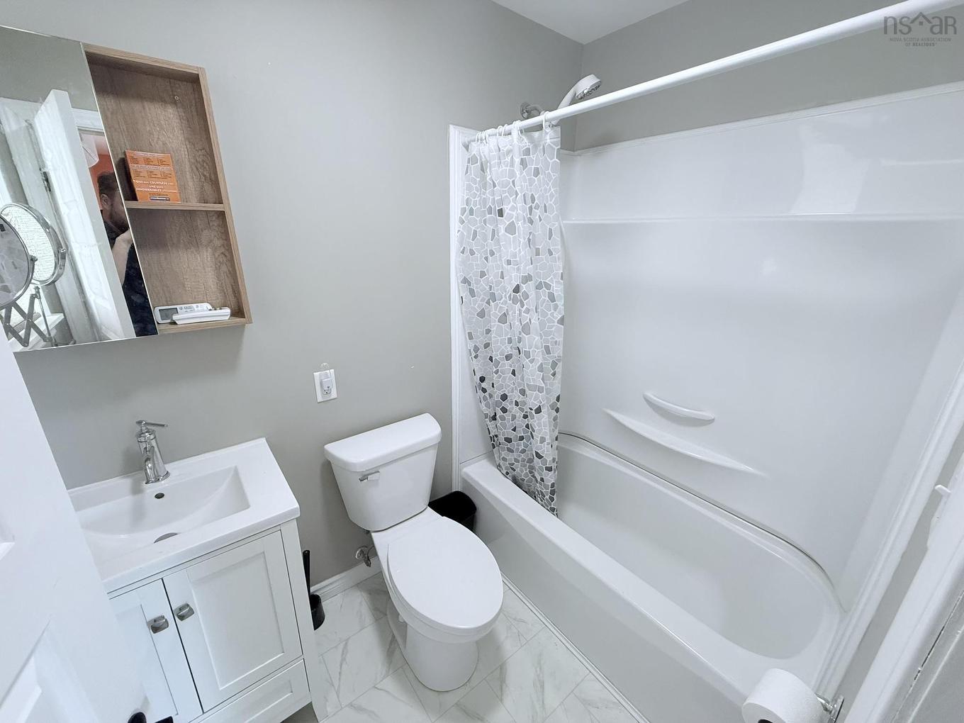 84 Roosevelt Avenue, Truro, NS