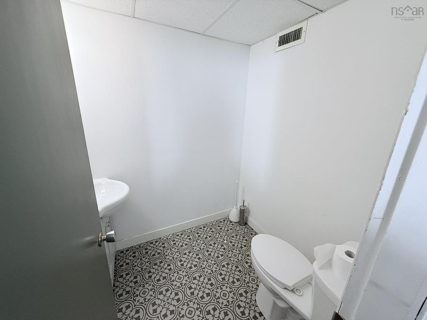 84 Roosevelt Avenue, Truro, NS