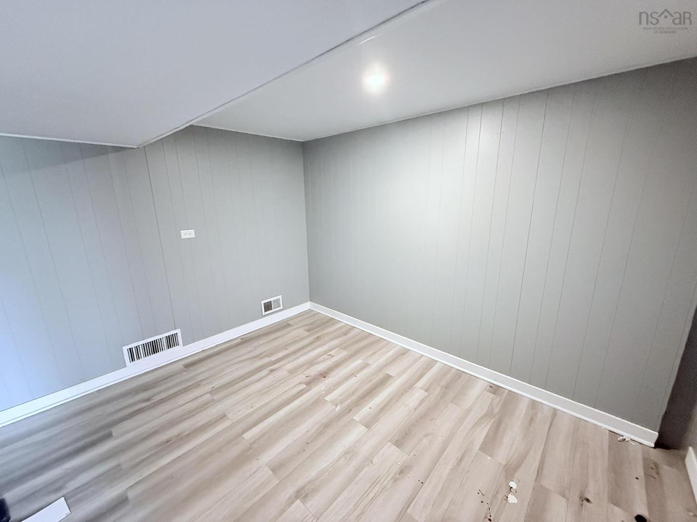 84 Roosevelt Avenue, Truro, NS