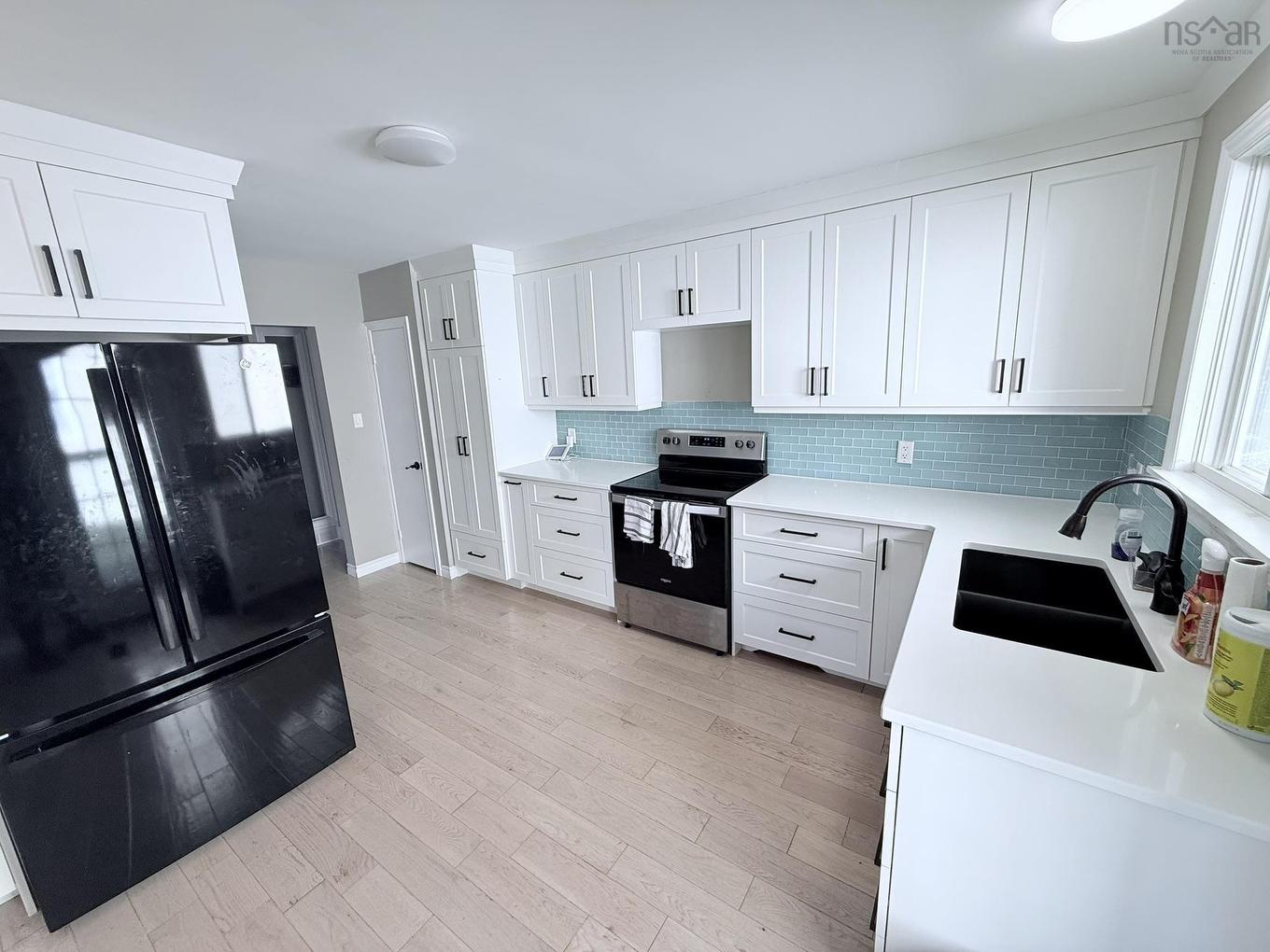 84 Roosevelt Avenue, Truro, NS