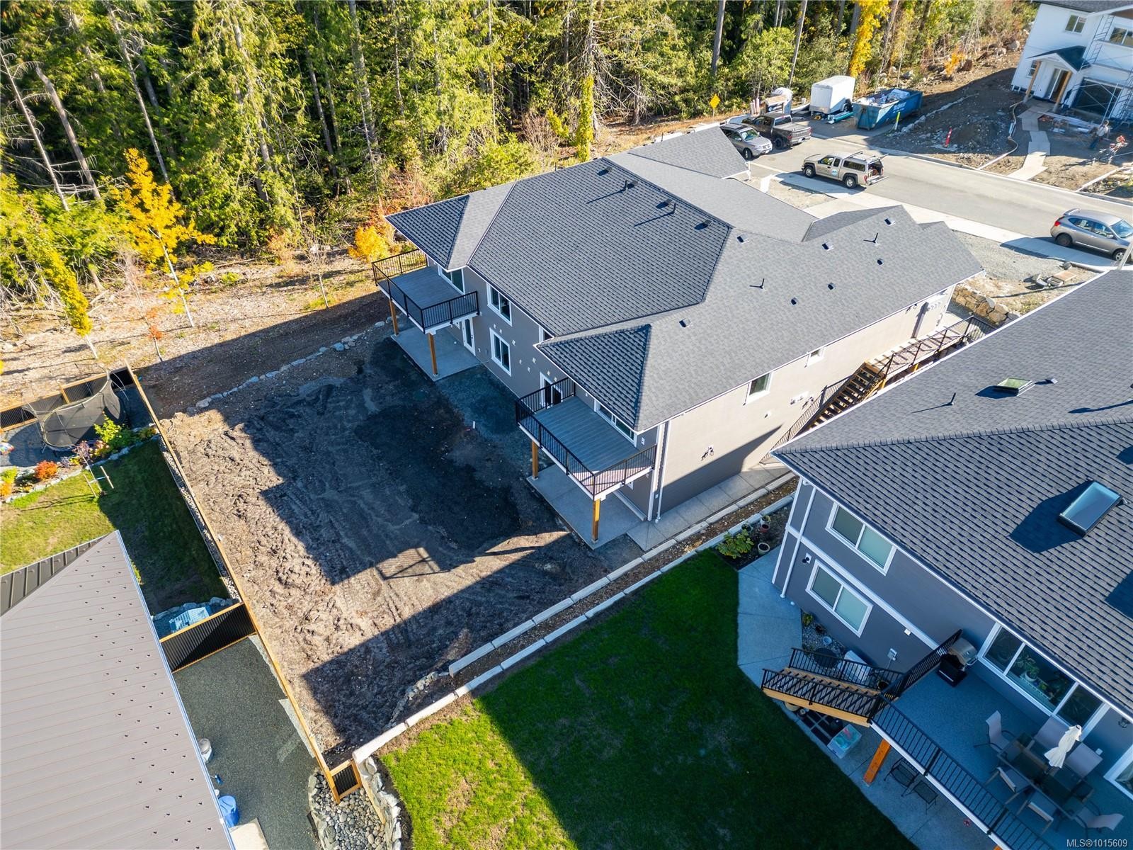 669 Sanderson Rd, Ladysmith, BC