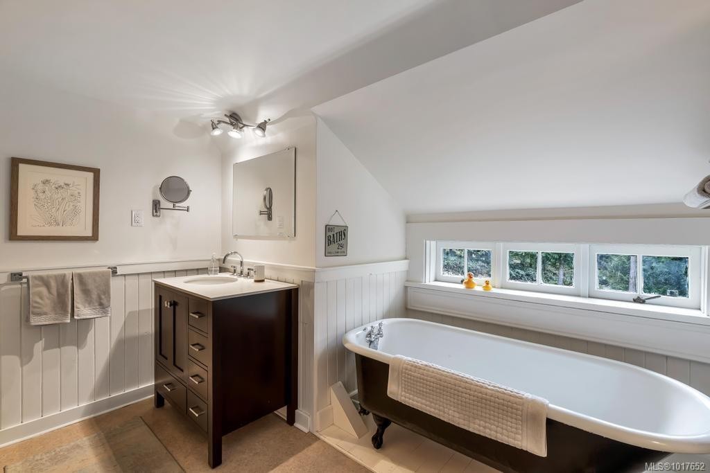 3003 Glen Eagles Rd, Shawnigan Lake, BC