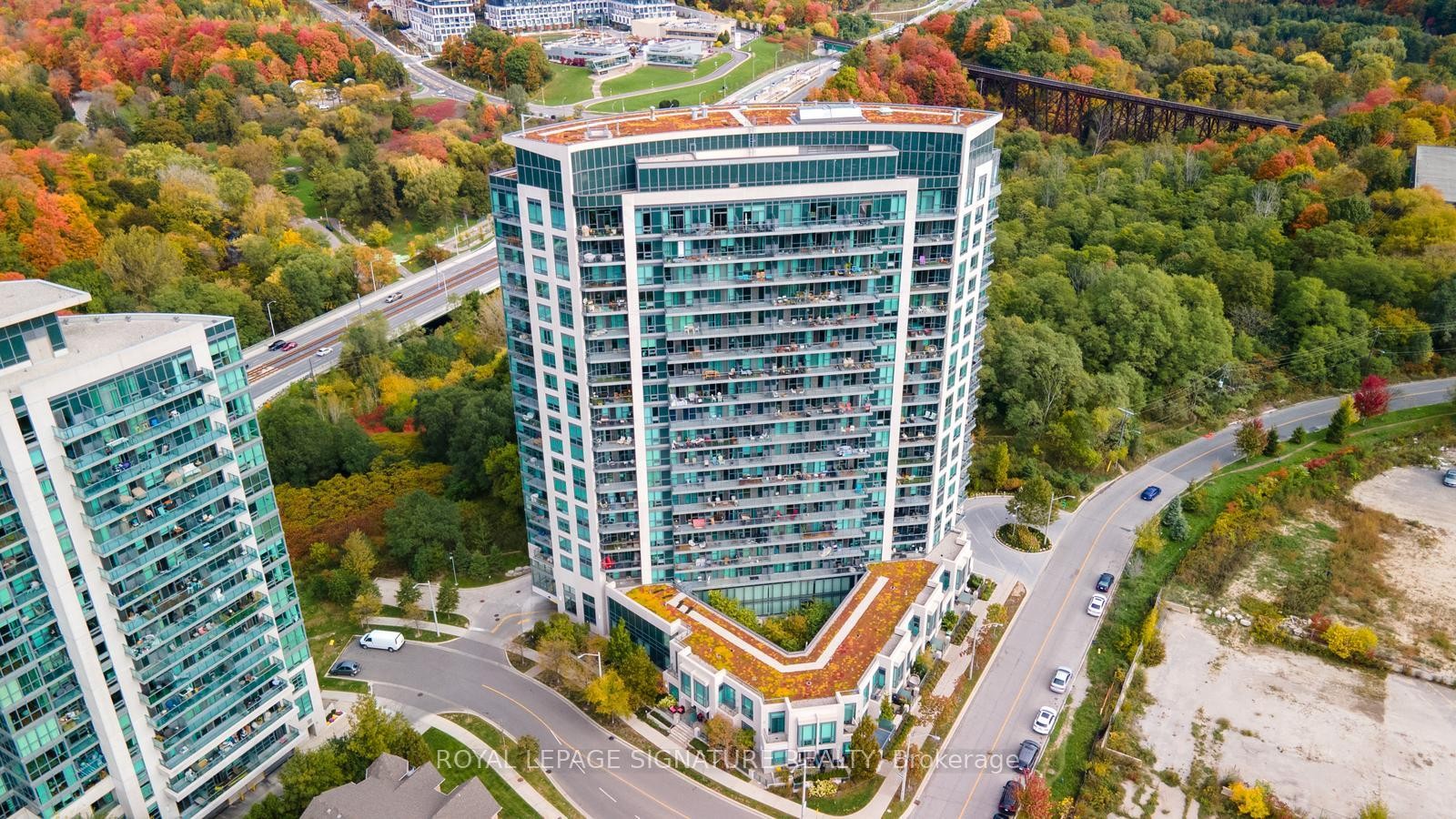 504-160 Vanderhoof Avenue, Toronto, ON - Outdoor With View
