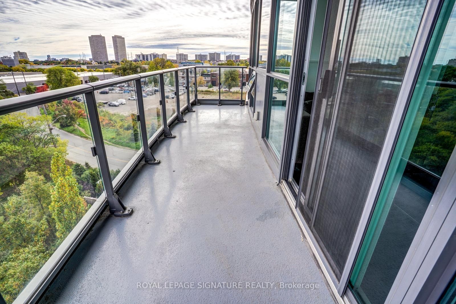 504-160 Vanderhoof Avenue, Toronto, ON - Outdoor With View With Exterior