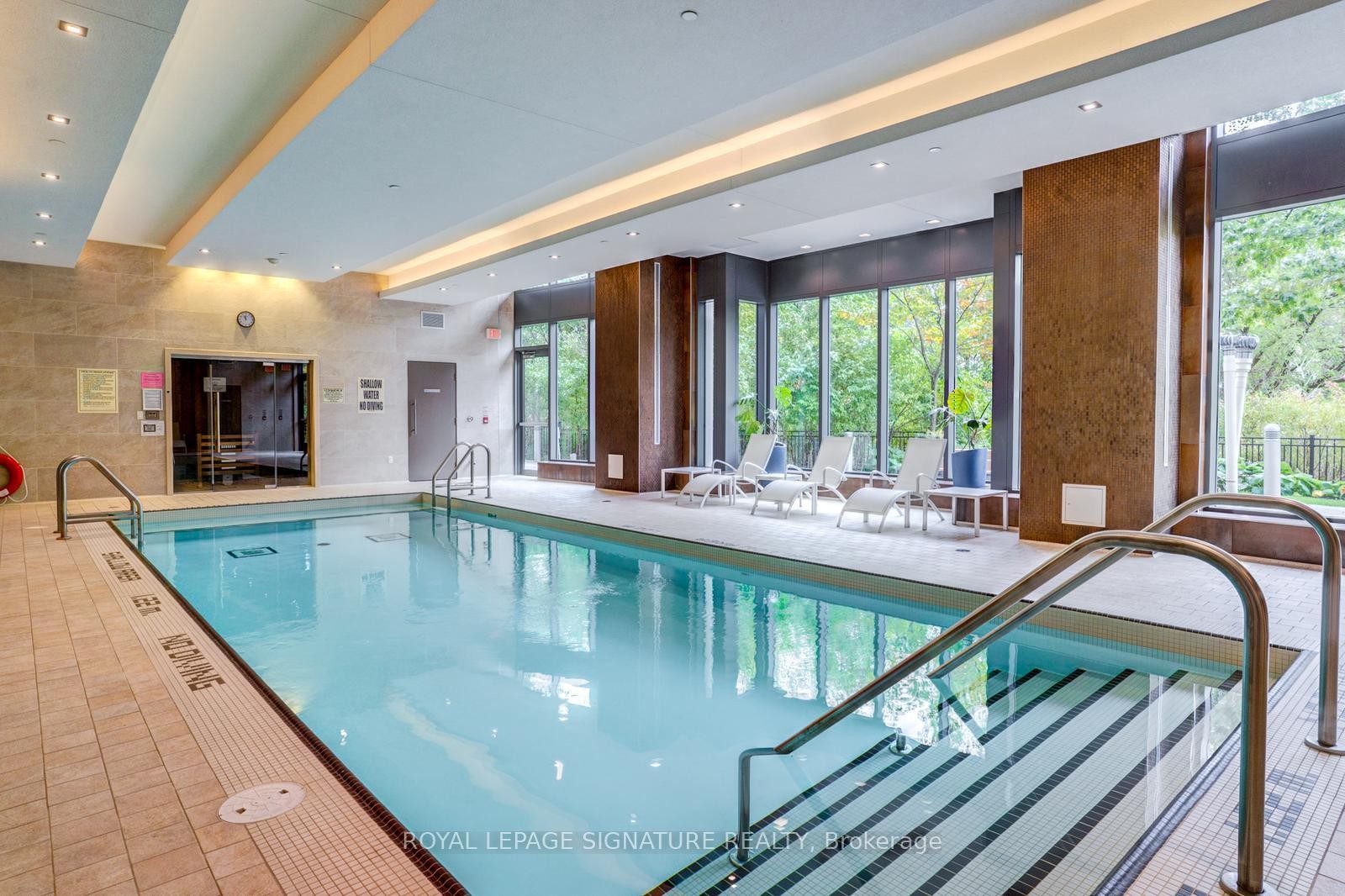 504-160 Vanderhoof Avenue, Toronto, ON - Indoor Photo Showing Other Room With In Ground Pool