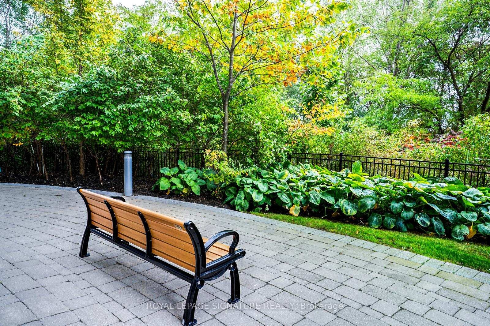 504-160 Vanderhoof Avenue, Toronto, ON - Outdoor