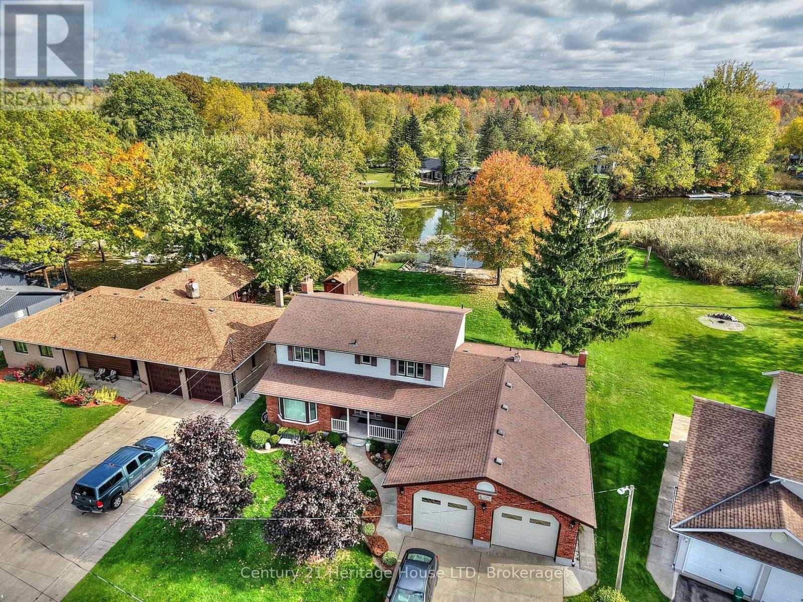 3466 River Trail, Fort Erie (Black Creek), ON - Outdoor