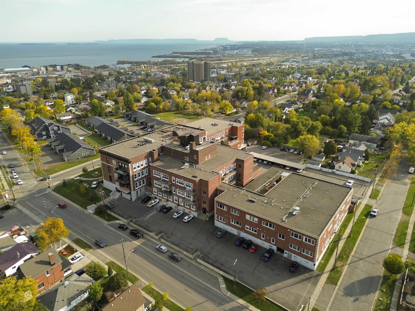 3204 96 High Street N, Thunder Bay, ON - Outdoor With View