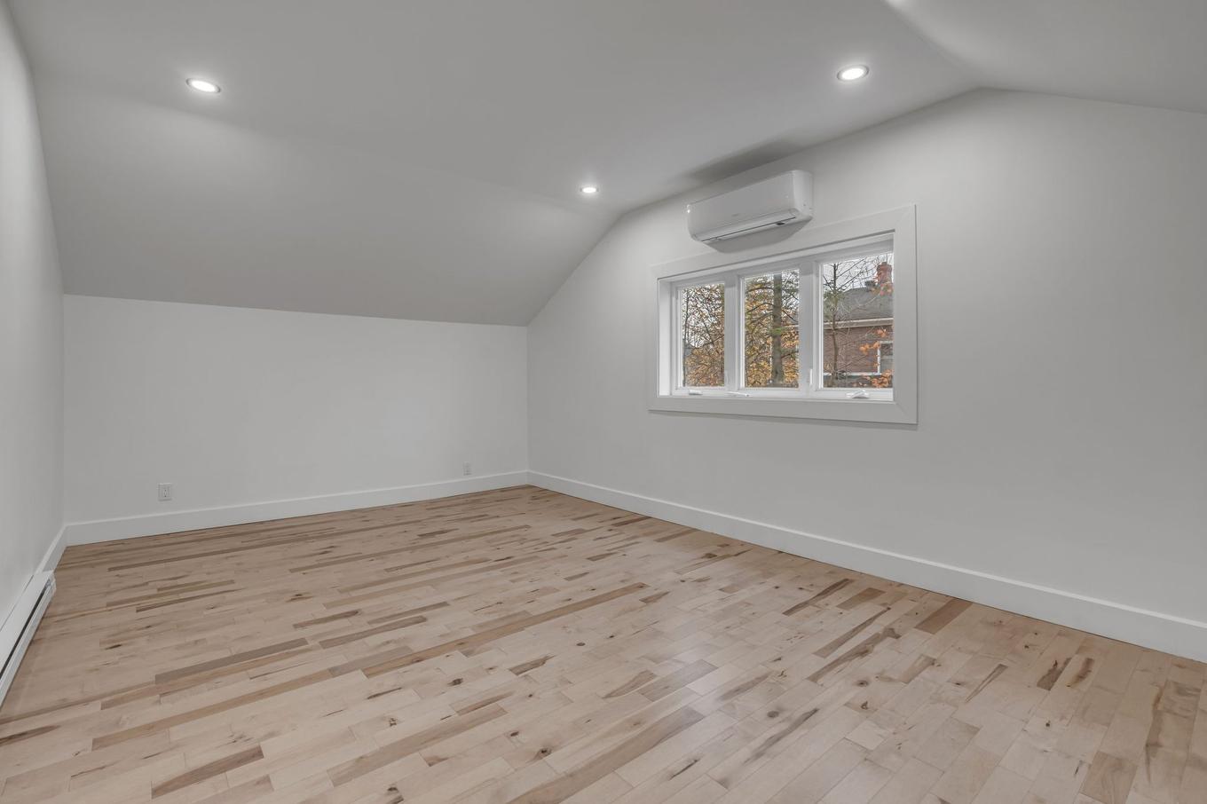 Chambre à coucher - 3081 Av. Des Églises, Lévis (Les Chutes-De-La-Chaudière-Est), QC - Indoor Photo Showing Other Room