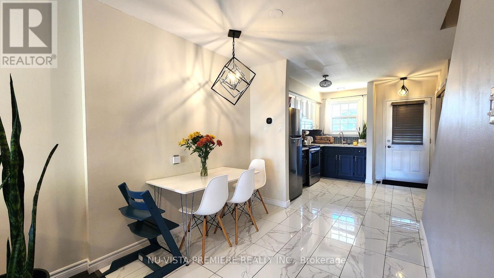 E - 143 Wellesley Crescent, London East (East I), ON - Indoor Photo Showing Dining Room