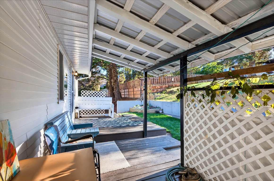 2271 Park Drive, Kamloops, BC - Photo Showing Other Room