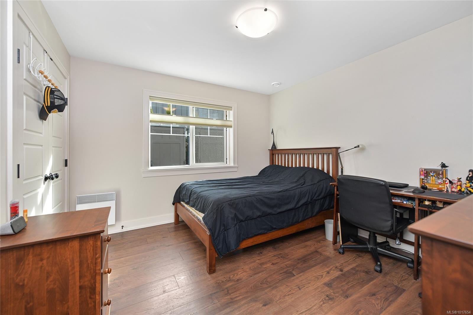 10324 Tsaykum Rd, North Saanich, BC