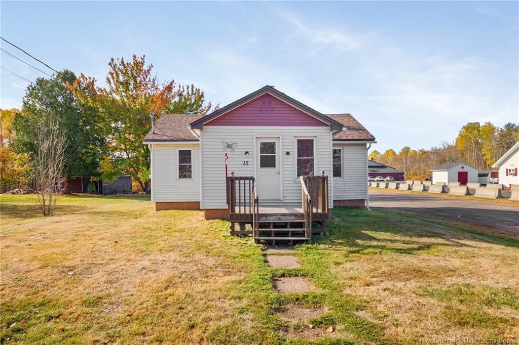 15 Centennial Dr, Minto, NB