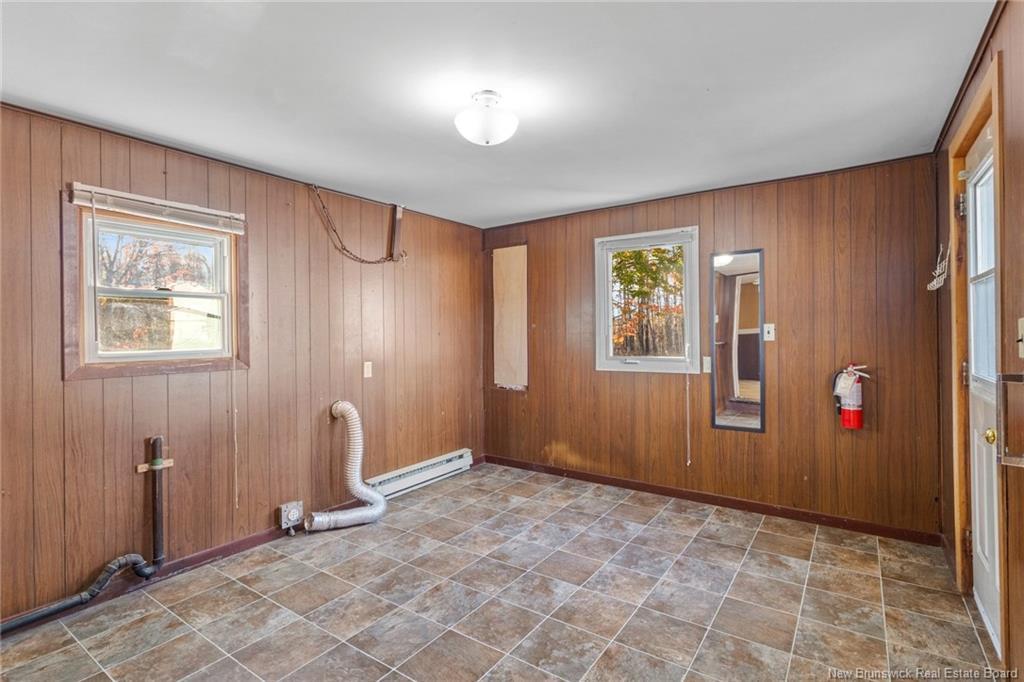 15 Centennial Dr, Minto, NB