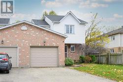 8 BUSS COURT Thorold, ON L2V 5B1