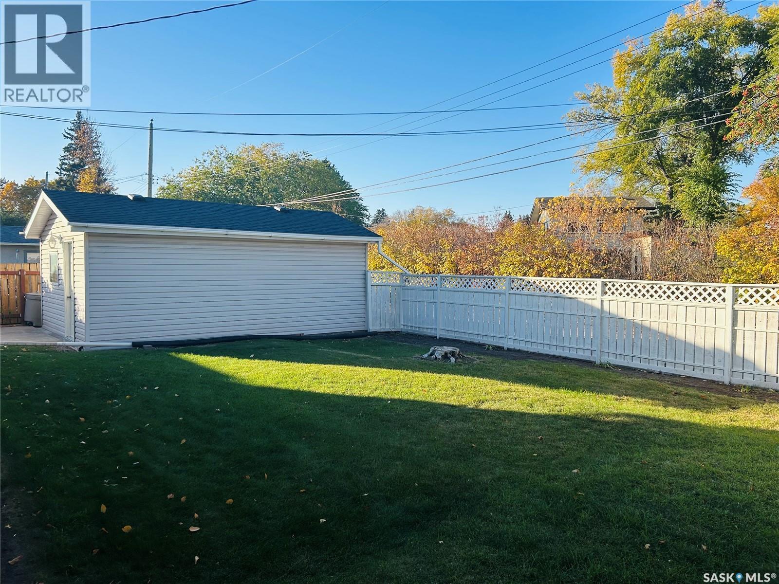 17 Mitchell Street, Saskatoon, SK - Outdoor