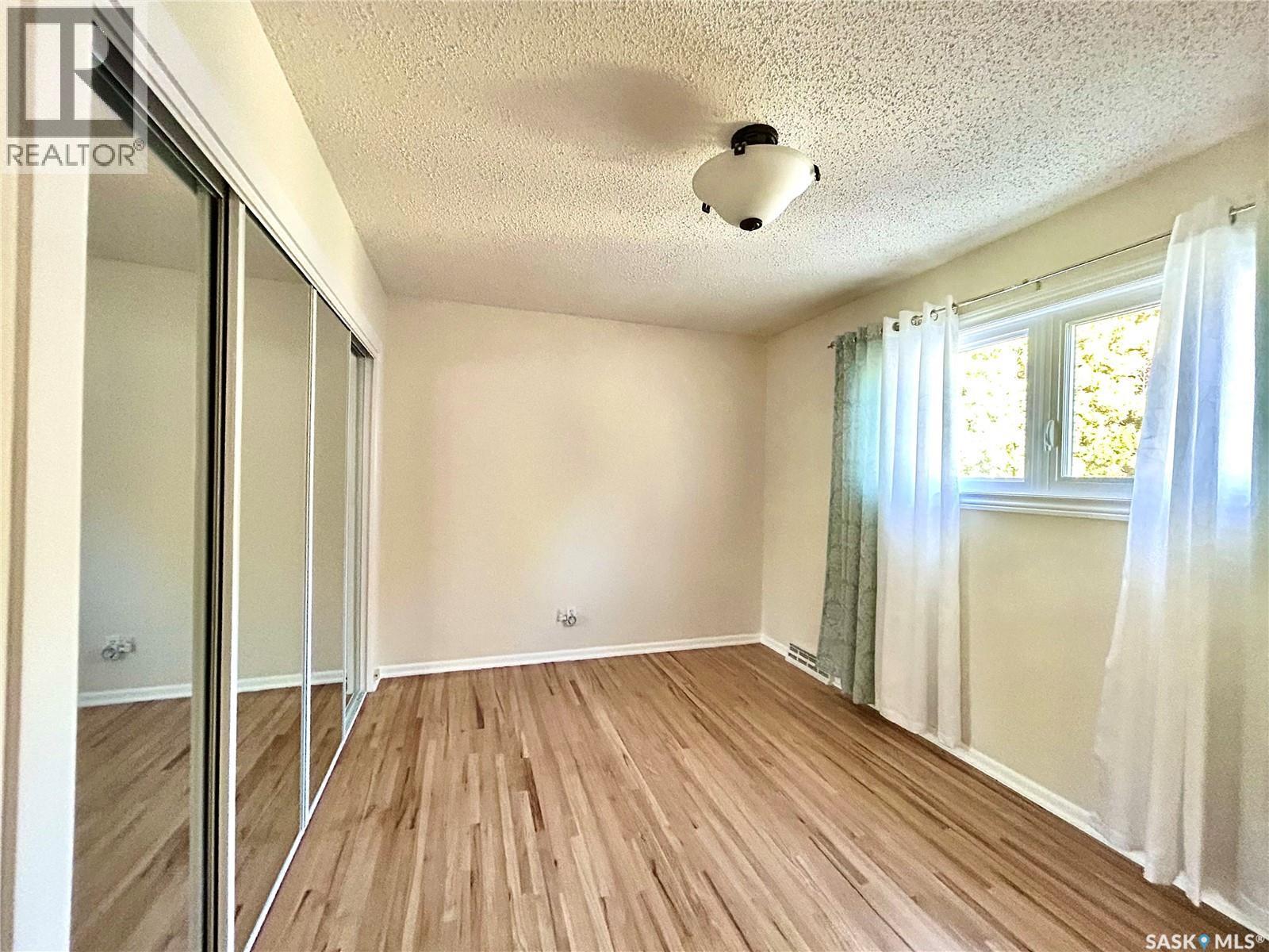 17 Mitchell Street, Saskatoon, SK - Indoor Photo Showing Other Room