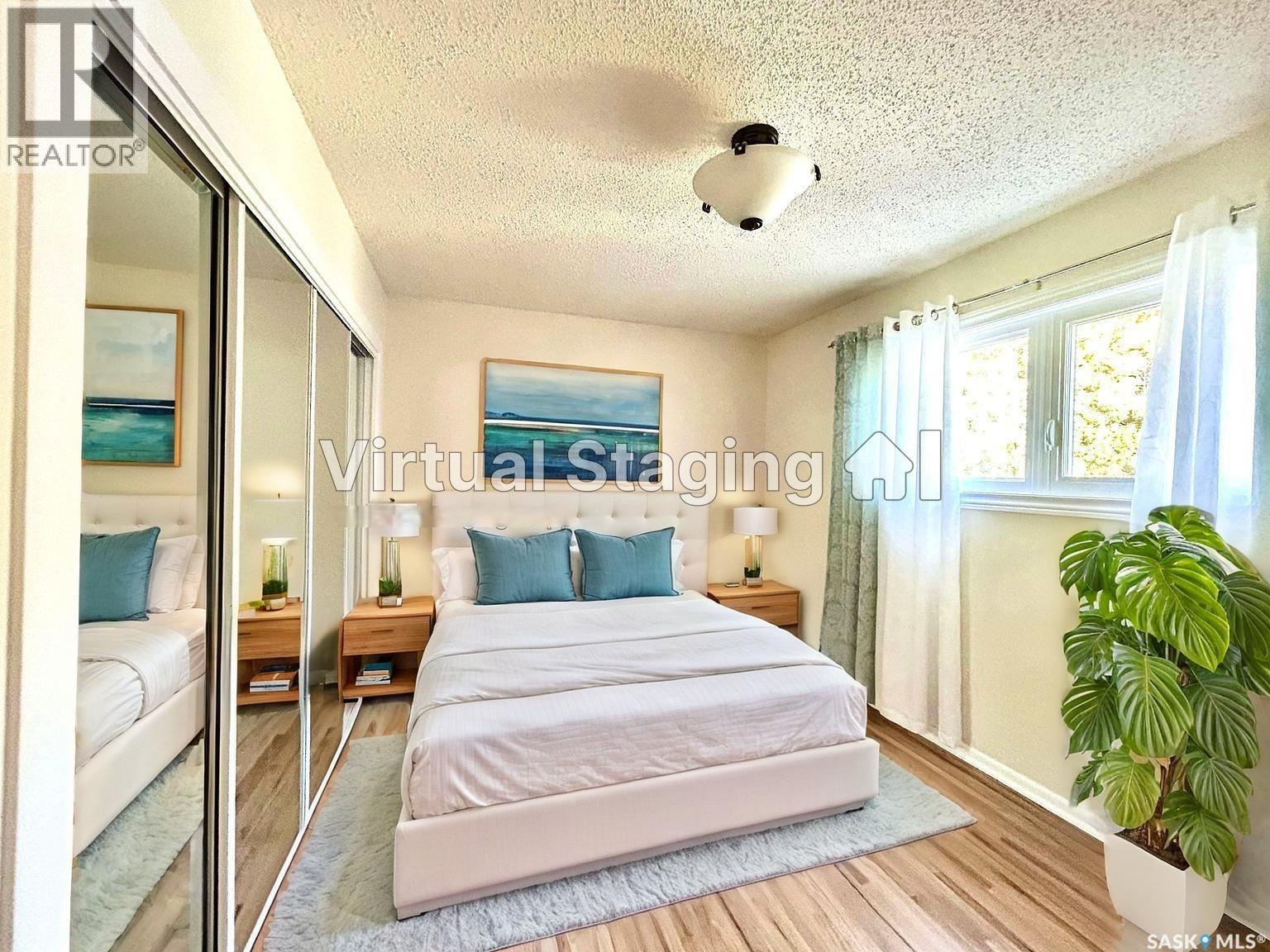 17 Mitchell Street, Saskatoon, SK - Indoor Photo Showing Bedroom