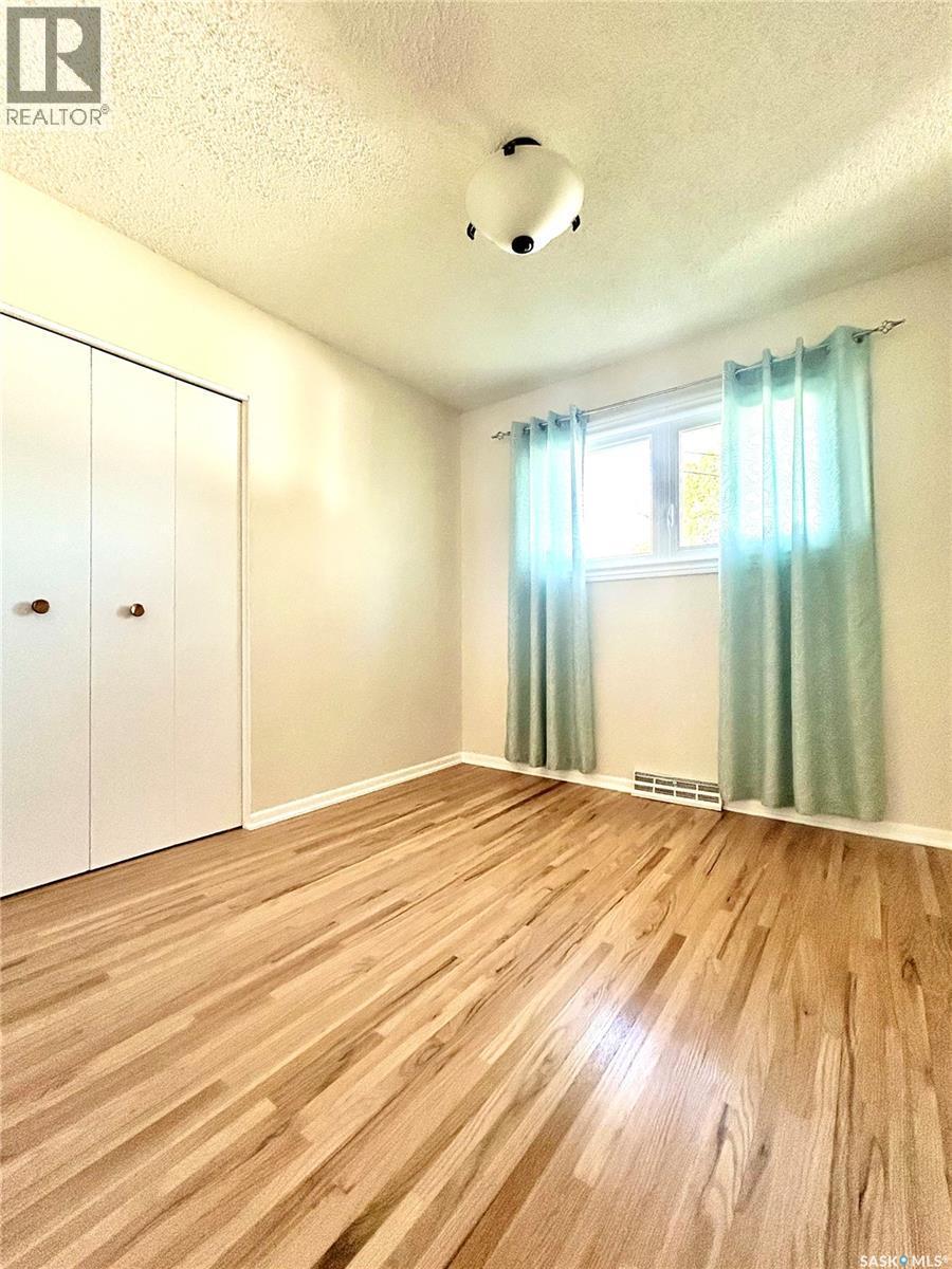 17 Mitchell Street, Saskatoon, SK - Indoor Photo Showing Other Room