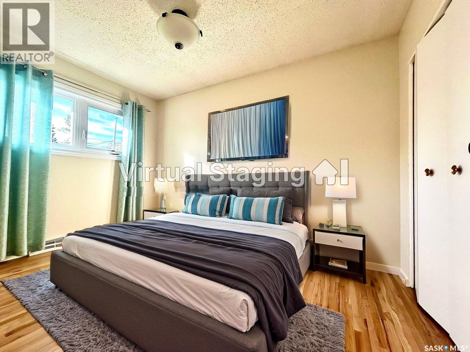17 Mitchell Street, Saskatoon, SK - Indoor Photo Showing Bedroom