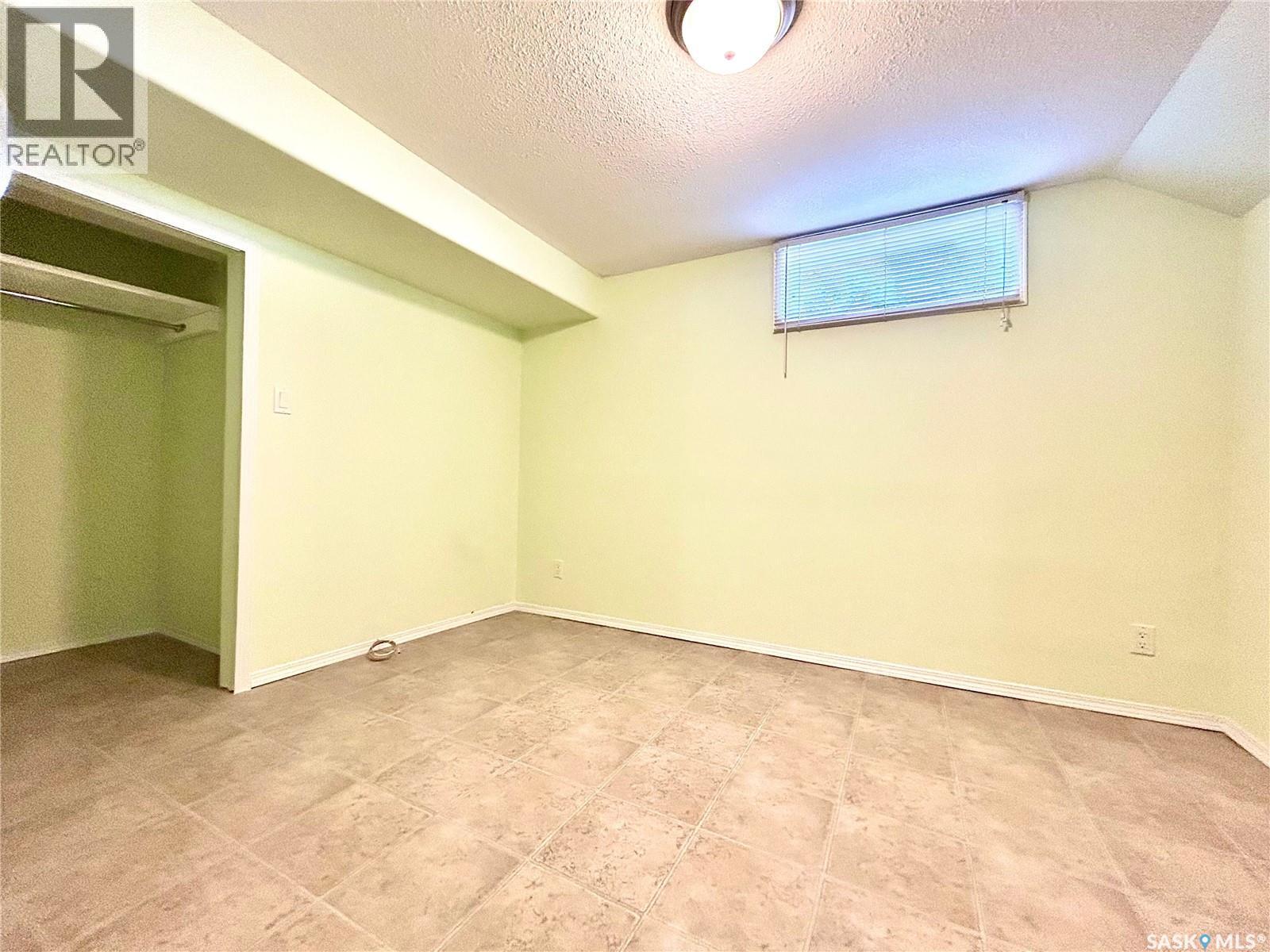 17 Mitchell Street, Saskatoon, SK - Indoor Photo Showing Other Room