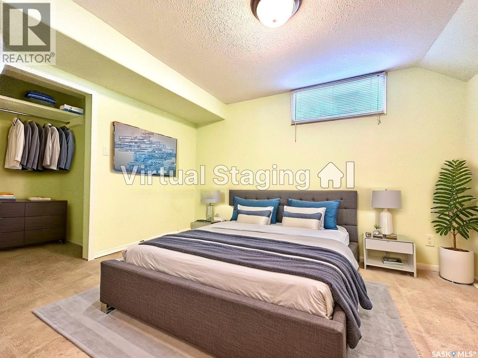 17 Mitchell Street, Saskatoon, SK - Indoor Photo Showing Bedroom