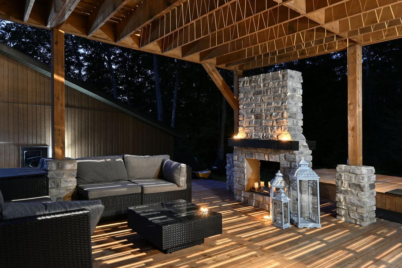 Patio - 125 Allée Des Weskarinis, Mont-Tremblant, QC - Outdoor With Exterior