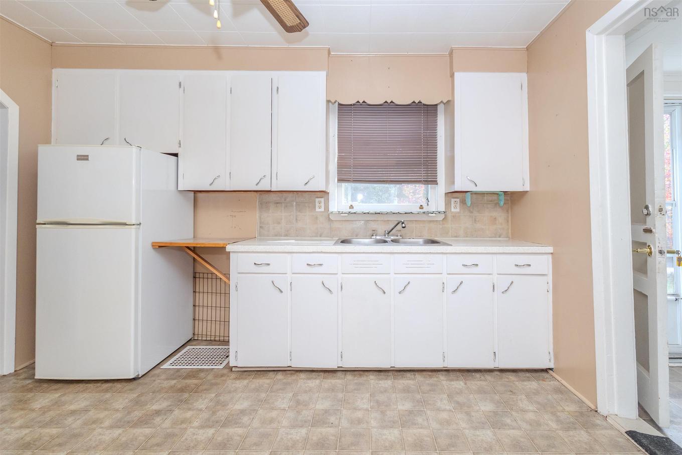 1284 George Street, Mira Road, NS