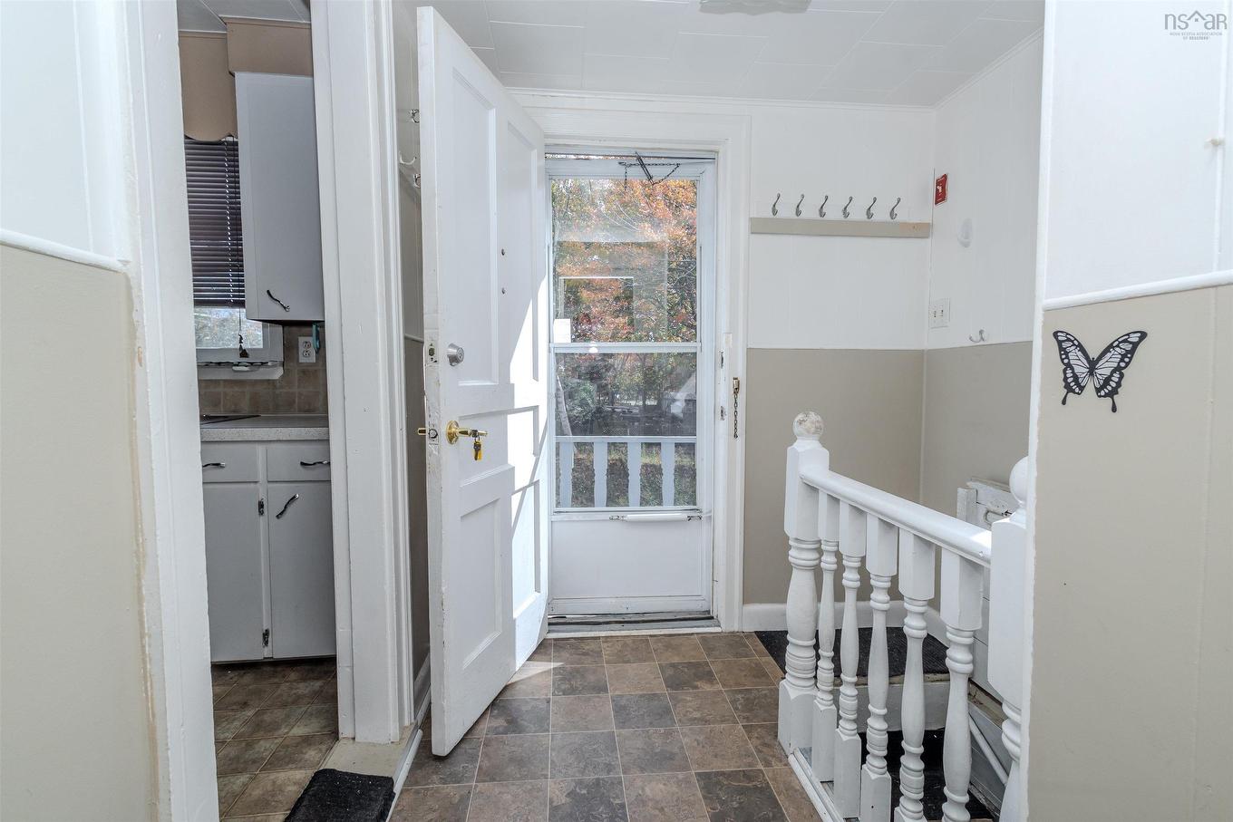 1284 George Street, Mira Road, NS