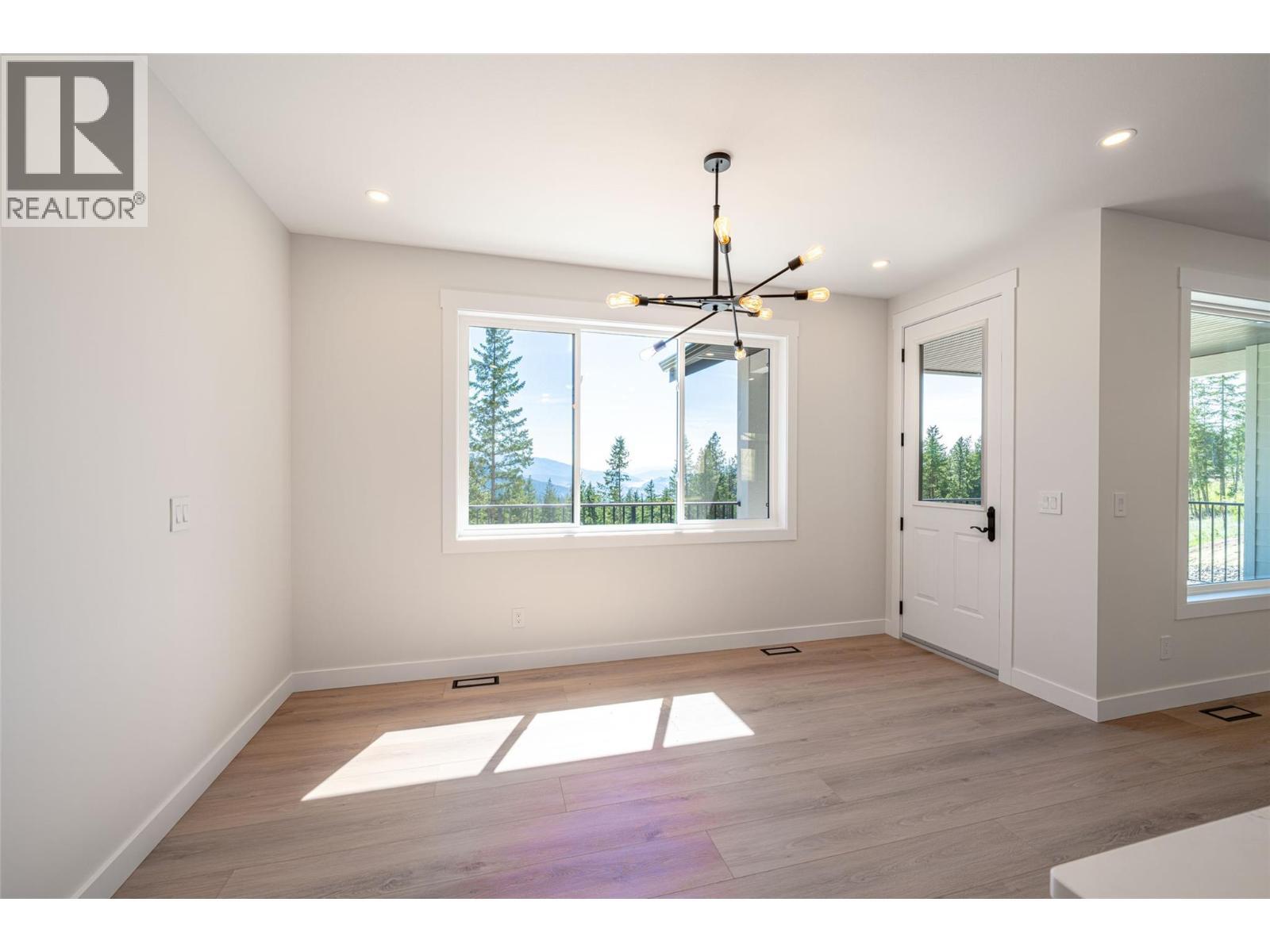 7863 Boulter Road, Vernon, BC - Indoor Photo Showing Other Room