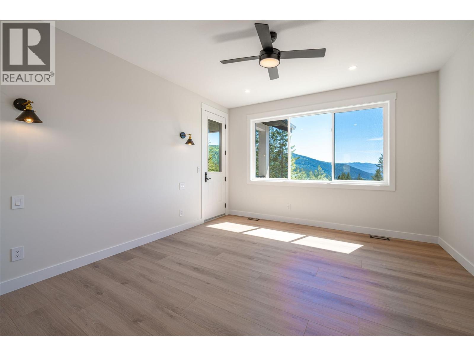 7863 Boulter Road, Vernon, BC - Indoor Photo Showing Other Room