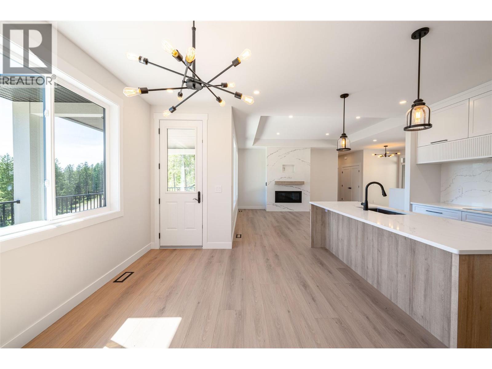 7863 Boulter Road, Vernon, BC - Indoor Photo Showing Other Room