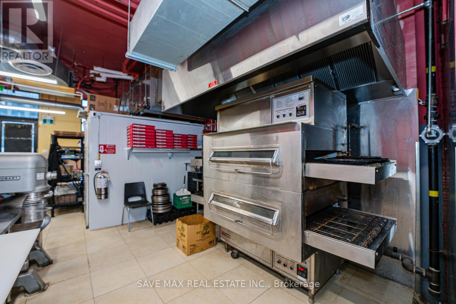 4 - 330 Philip Street W, Waterloo, ON