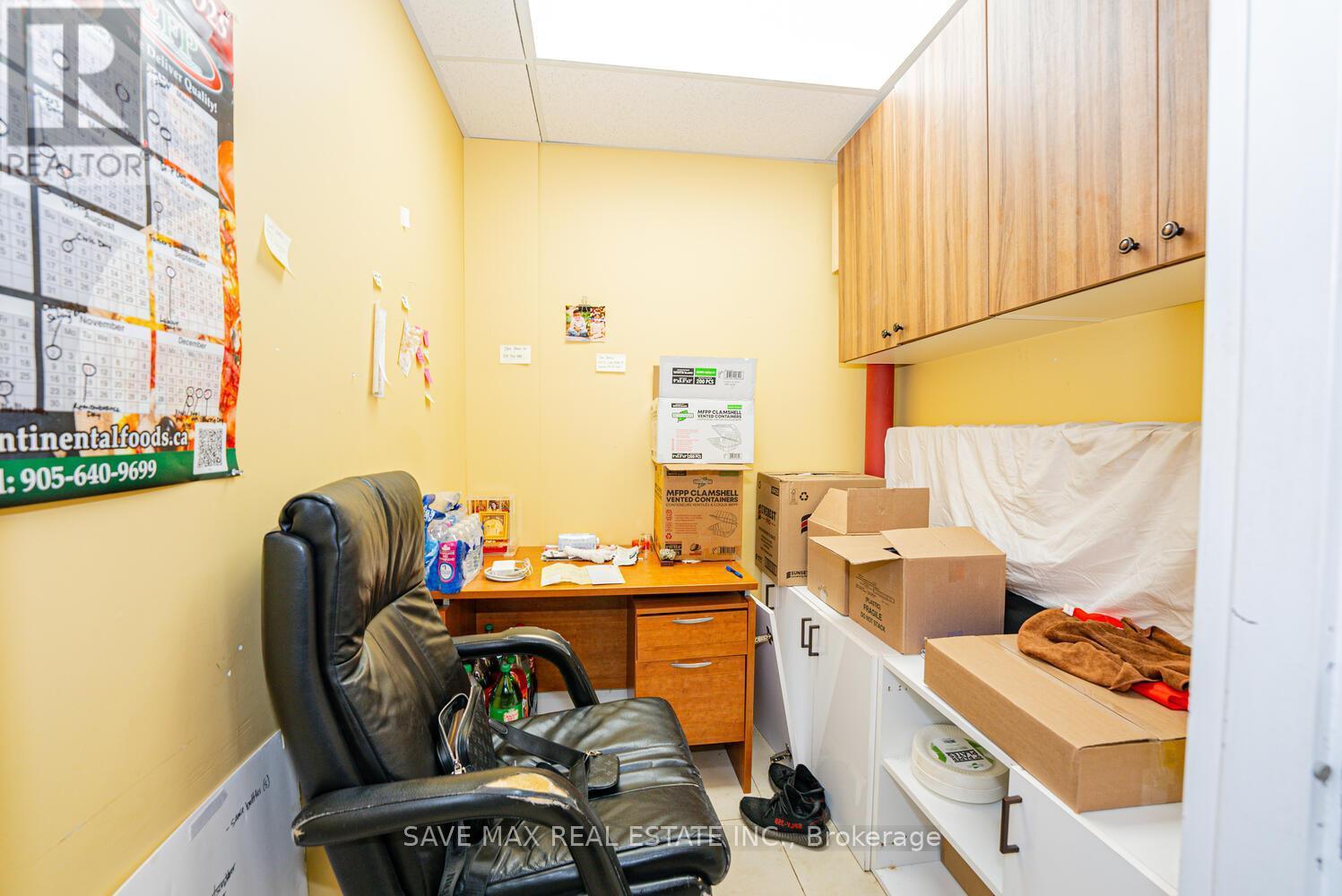 4 - 330 Philip Street W, Waterloo, ON