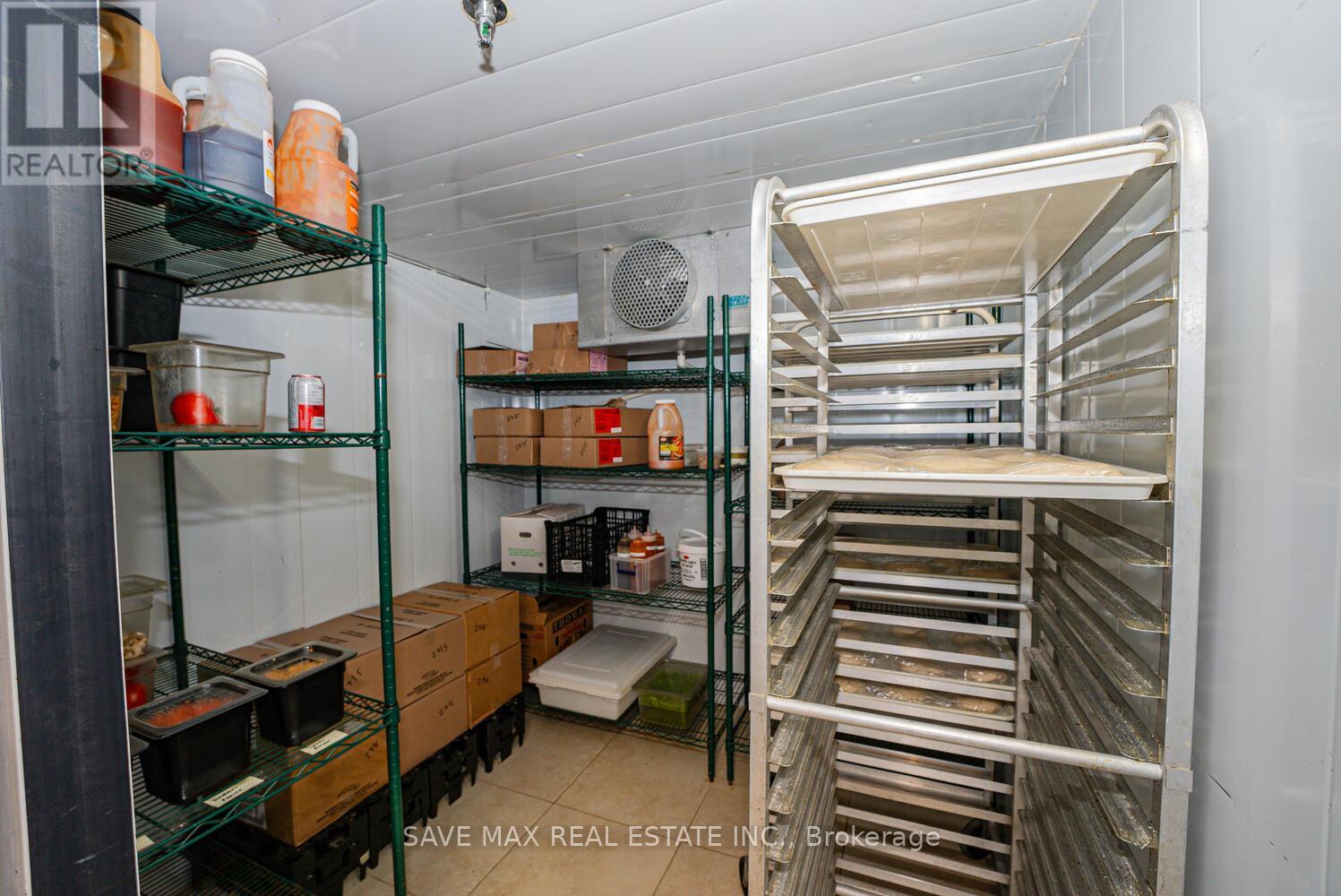 4 - 330 Philip Street W, Waterloo, ON