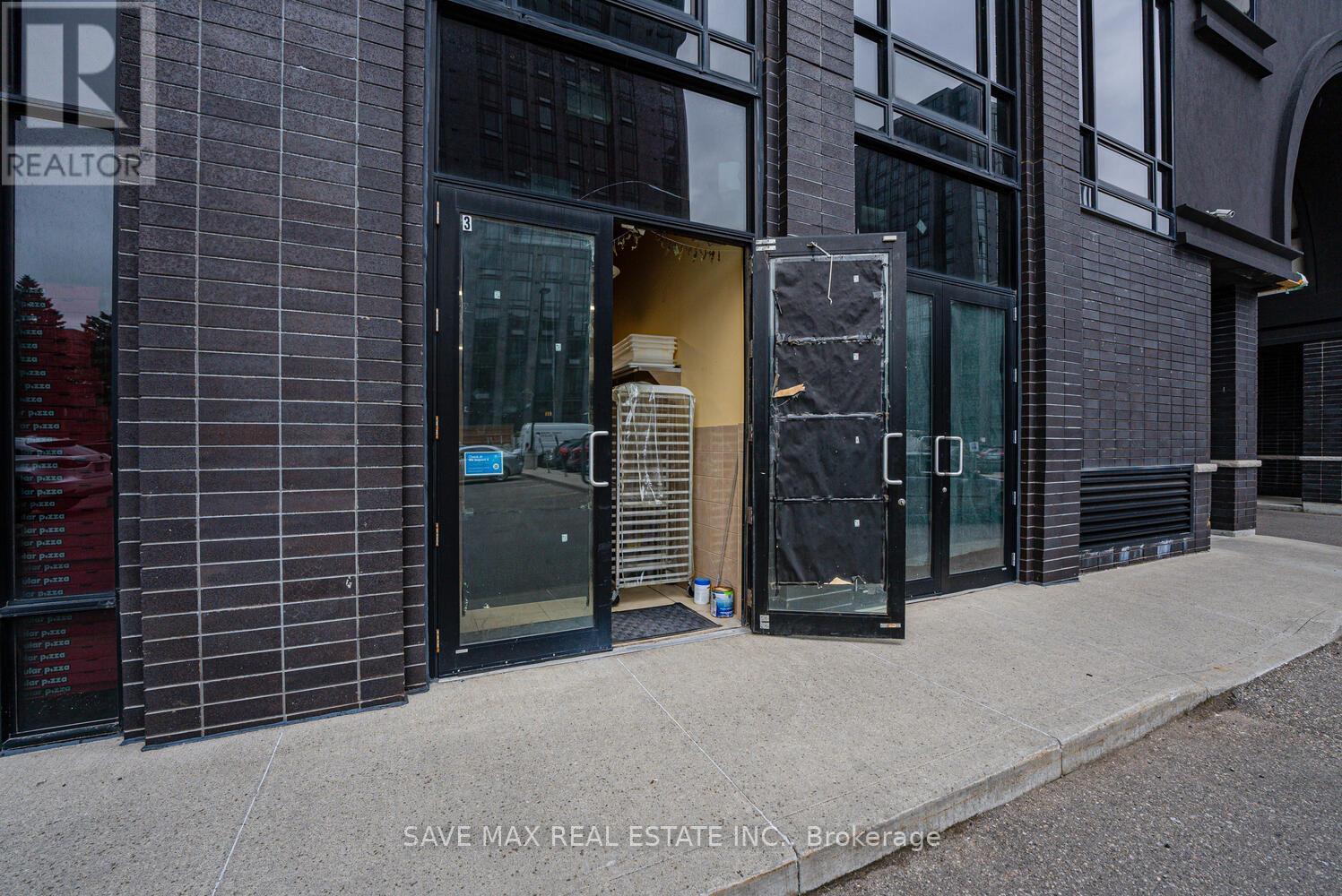 4 - 330 Philip Street W, Waterloo, ON