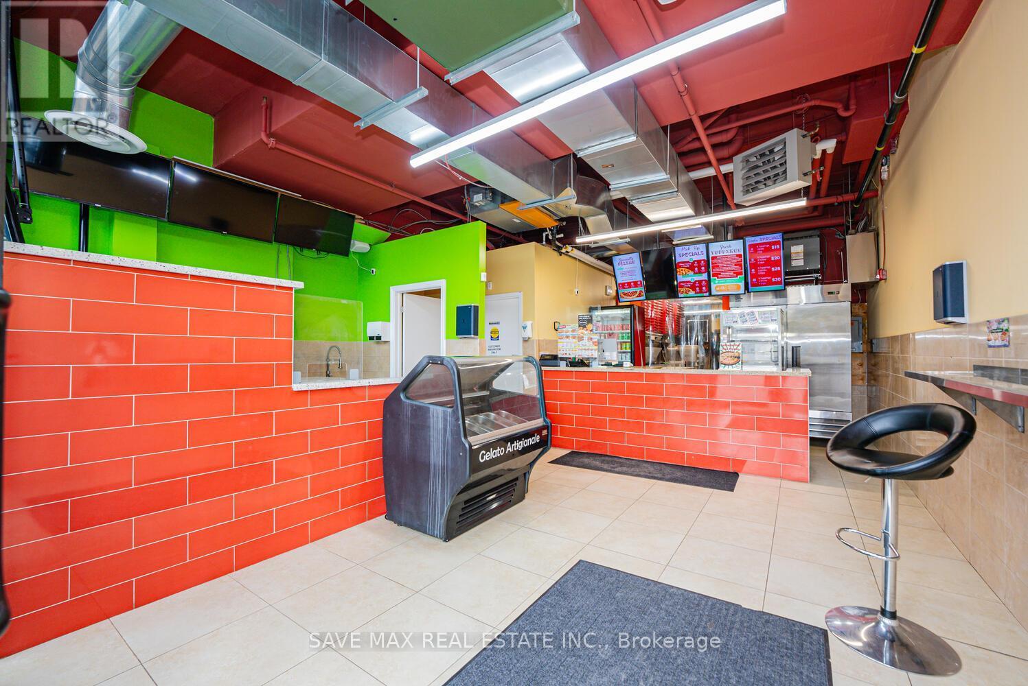 4 - 330 Philip Street W, Waterloo, ON