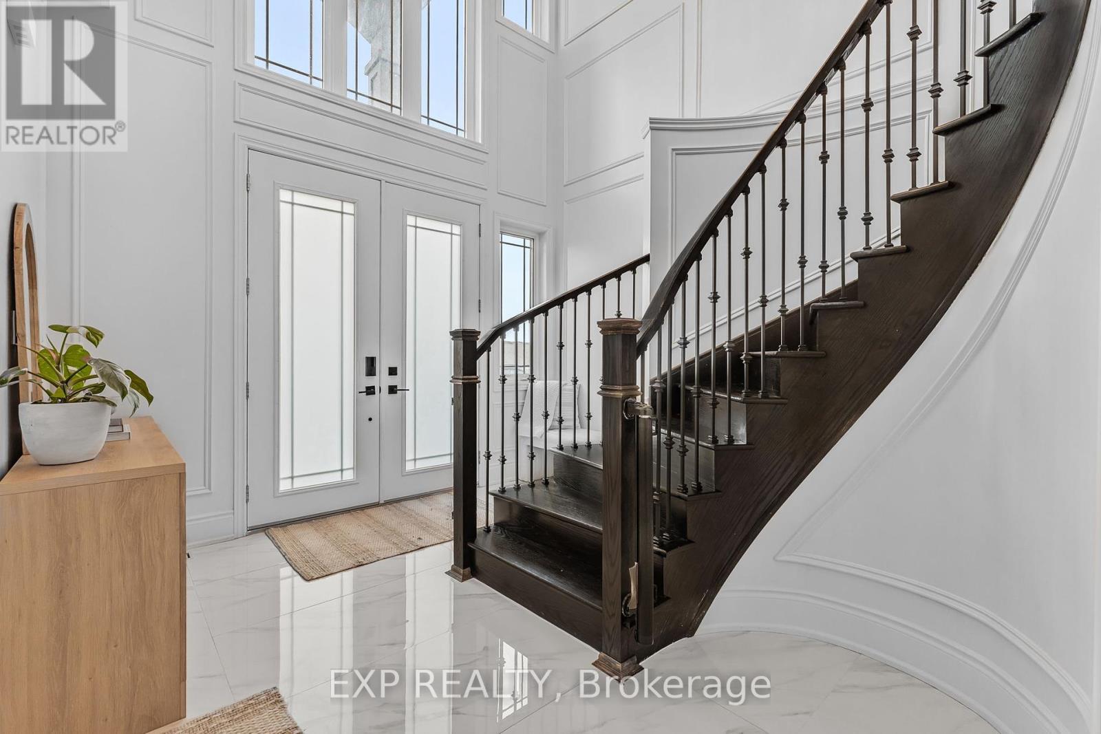 3978 Highland Park Drive, Lincoln, ON - Indoor Photo Showing Other Room