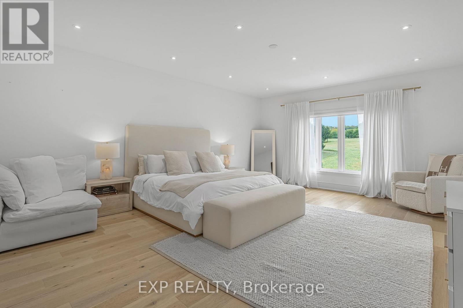 3978 Highland Park Drive, Lincoln, ON - Indoor Photo Showing Bedroom