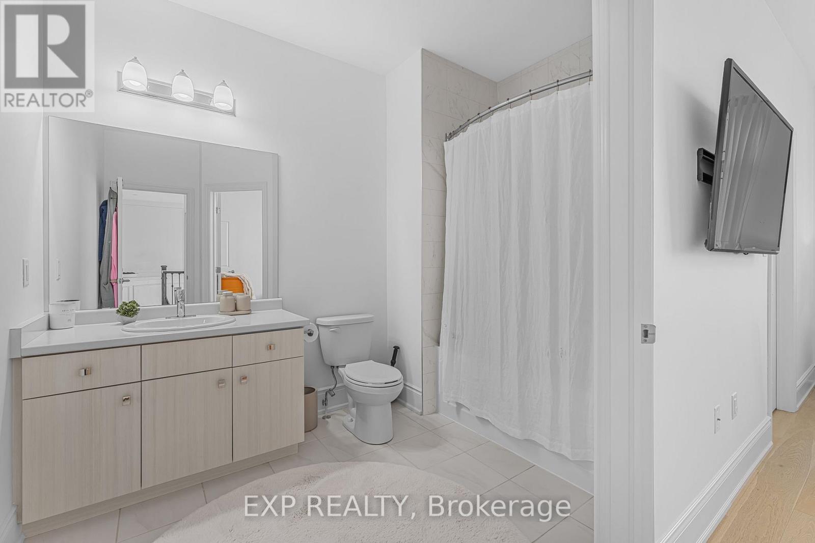 3978 Highland Park Drive, Lincoln, ON - Indoor Photo Showing Bathroom