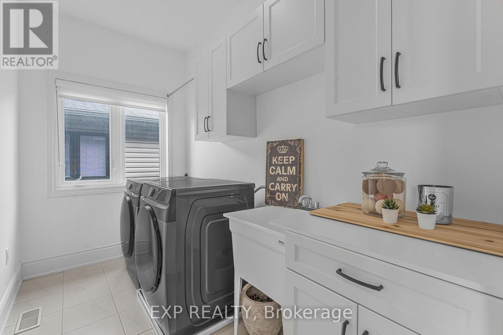 3978 Highland Park Drive, Lincoln, ON - Indoor Photo Showing Laundry Room