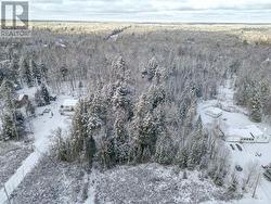 The lot is between the two homes -