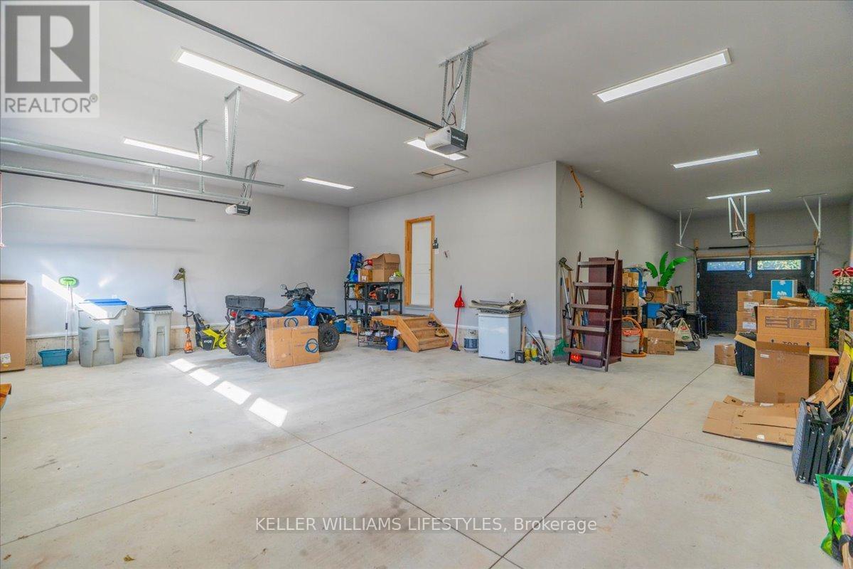 92 Queen Street, North Middlesex (Ailsa Craig), ON - Indoor Photo Showing Garage